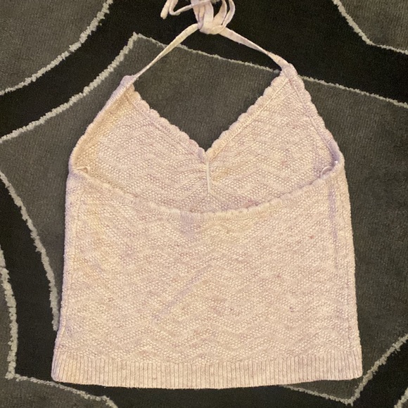 ❤️All $20 items in my closet are 2/$30❤️Knit cropped Halter Sweater - Picture 2 of 5